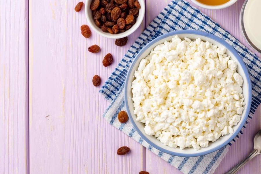 С чем съесть творог? 10 вкусных идей на завтрак, обед и ужин