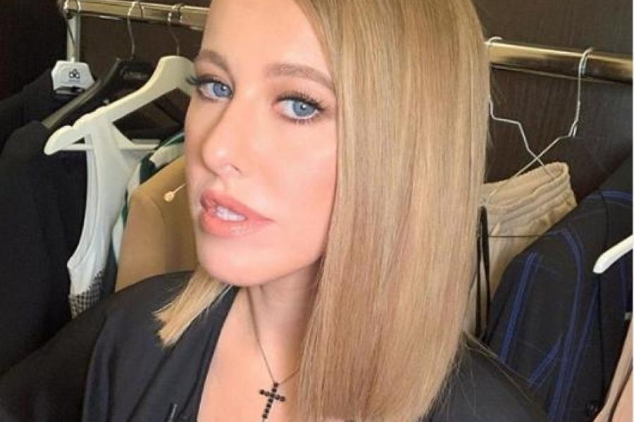 Архивный снимок обнаженной Собчак восхитил пользователей сети