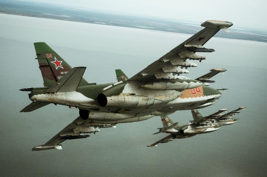 Су-25СМ3 открыл огонь боевыми ракетами (ВИДЕО)