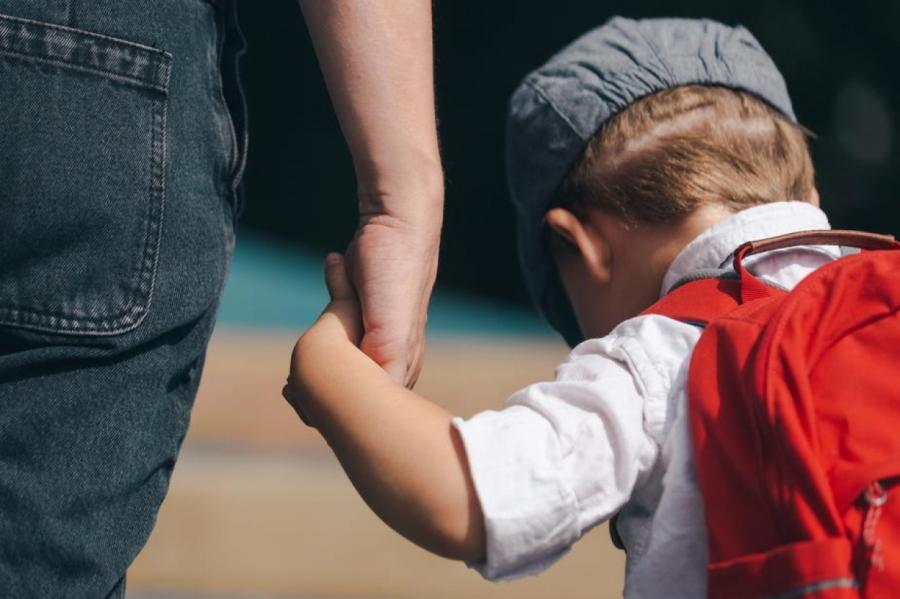 Похищение латвийских детей: за советы родителям денег не возьмут