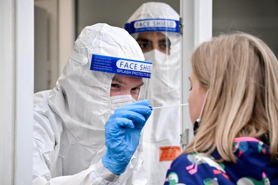 Тест на коронавирус в Латвии: сколько надо времени и денег?