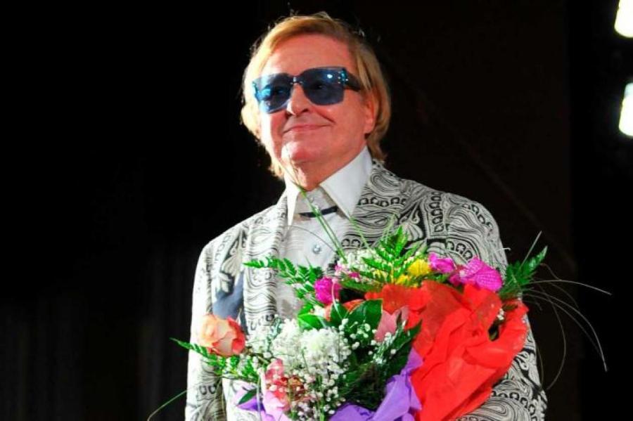 Жены и детей не было: кому достанется наследство Виктюка