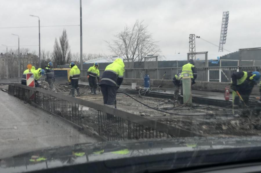 Когда в Риге закончат ремонт Деглавского моста