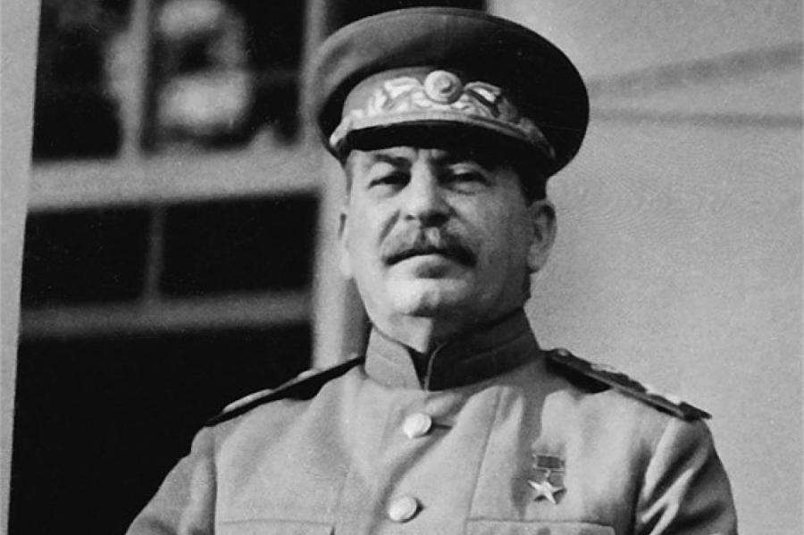 «Разрушать и сжигать дотла»: 80 лет назад вышел жестокий приказ Сталина