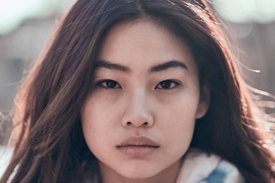 Инстаграм-аккаунт Calvin Klein перешел к звезде «Игры в кальмара» Чон Хо Ен