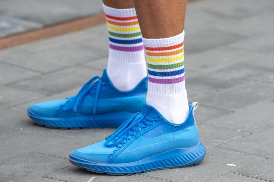 Уже летом в Латвии введут однополые союзы: в Риге готовят новый гей-парад 2022