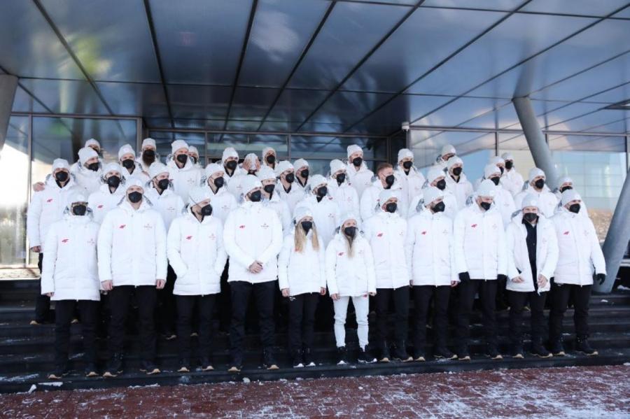 Финальная группа латвийских спортсменов отправилась в Пекин