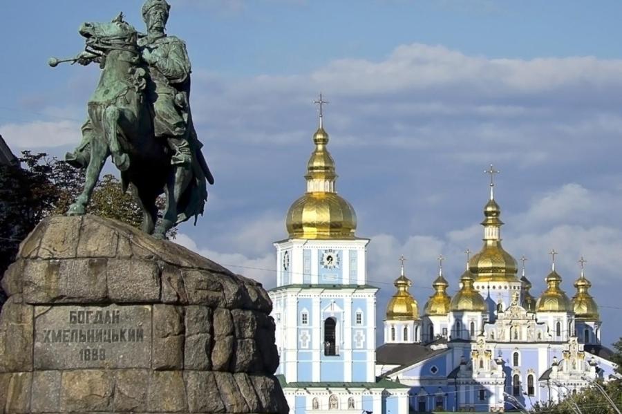 Украинское духовенство отворачивается от Москвы и требует автокефалии