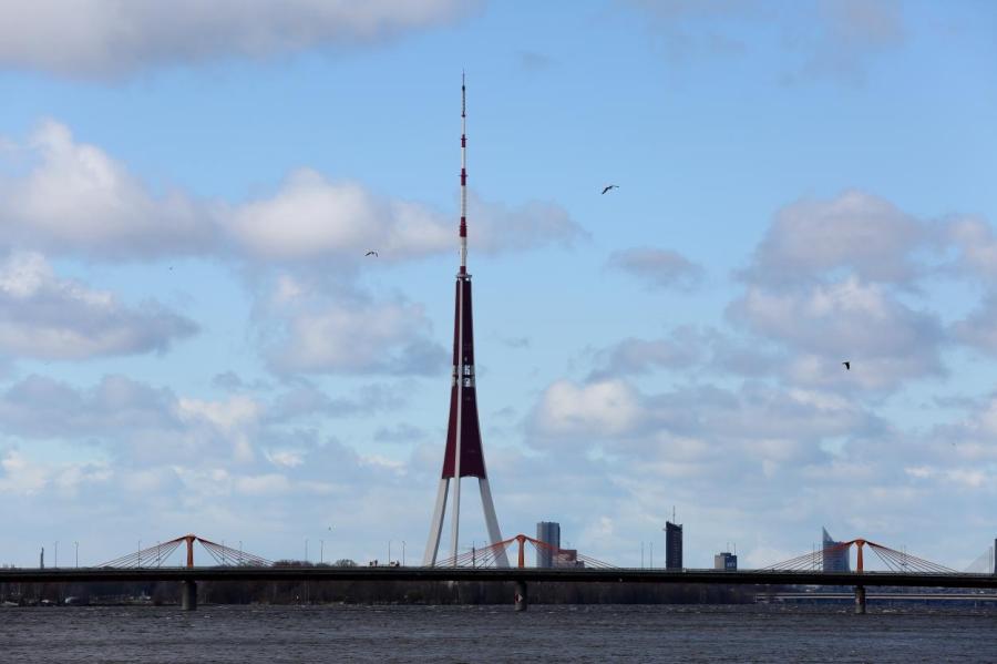 Власти Латвии решились запустить ТВ на русском. Осталось найти полмиллиона евро