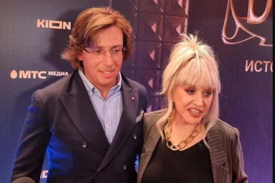«Что с лицом!?» Галкин показал 73-летнюю Пугачёву без грима