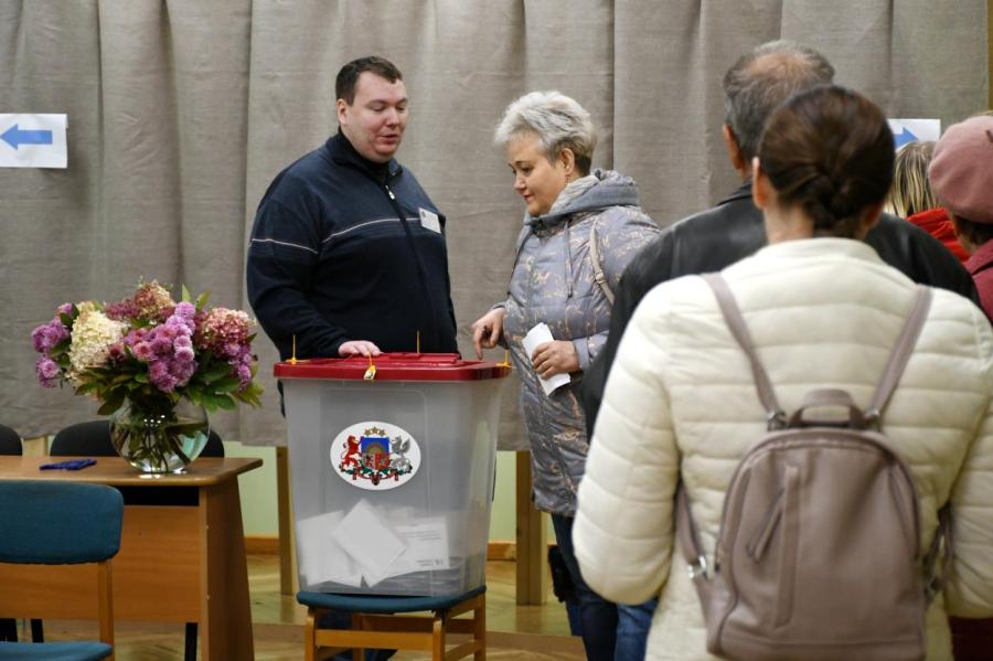 В очереди за демократией: высокая явка избирателей застала власти врасплох