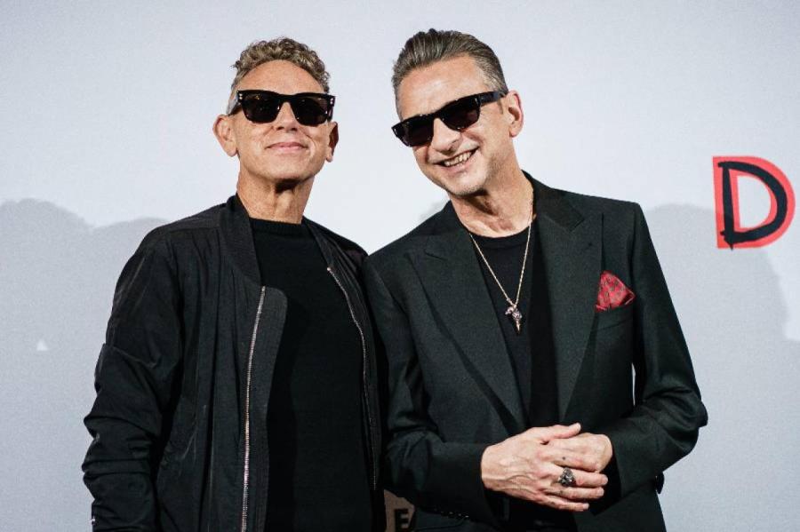 Depeche Mode объявили даты мирового концертного турне