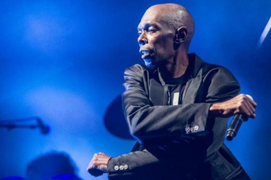 Умер солист известной группы Faithless и диджей Макси Джаз