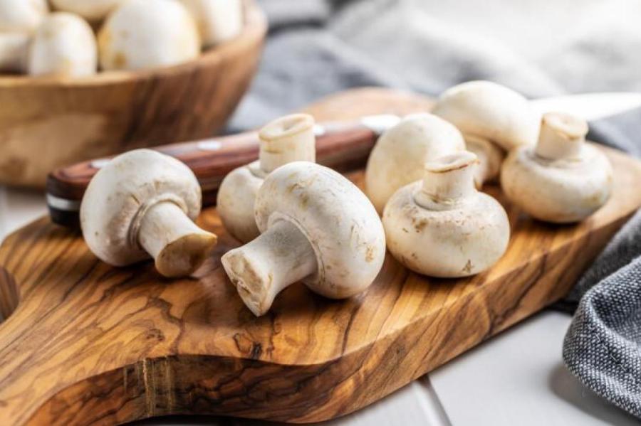 Нужно ли чистить шампиньоны: поставьте точку в этом споре навсегда