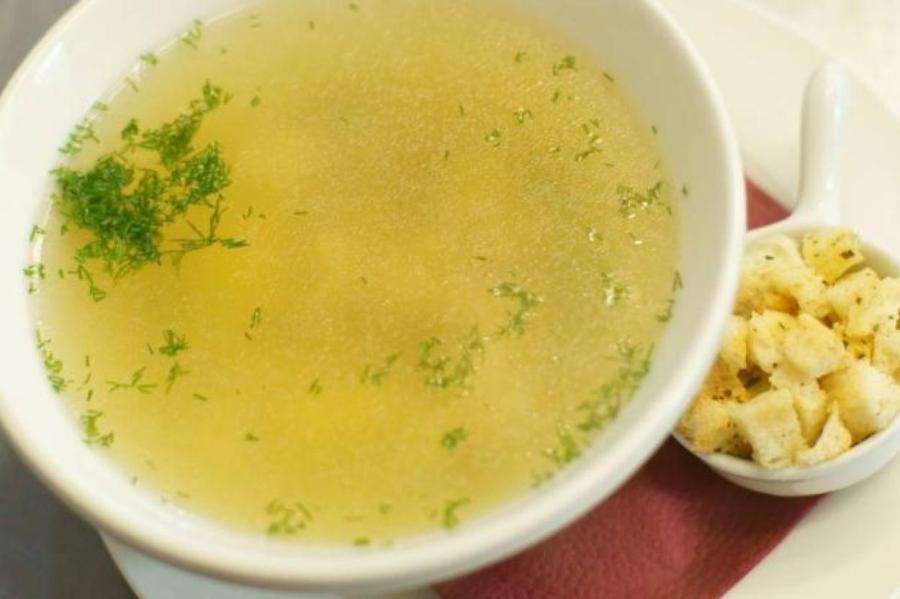 Как сварить прозрачный куриный бульон и что добавить для вкуса