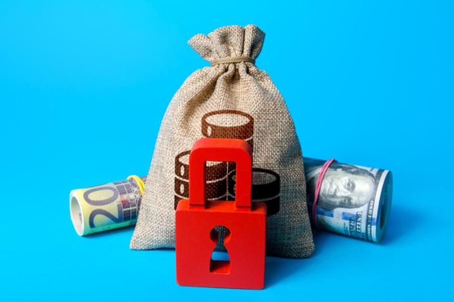 С санкциями связаны 46 латвийских компаний - это минус 100 млн налогов в год