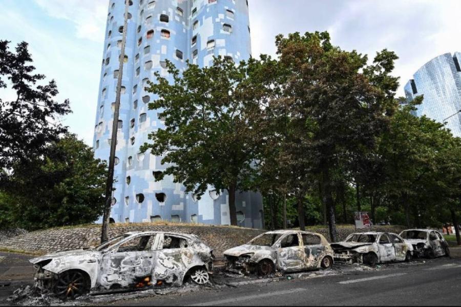 Погром - французская народная забава. Вся история беспорядков за полвека