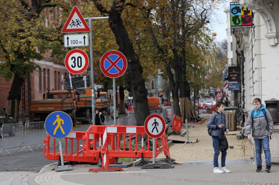 Названы улицы Риги, которые столичные власти решили отремонтировать (СПИСОК)