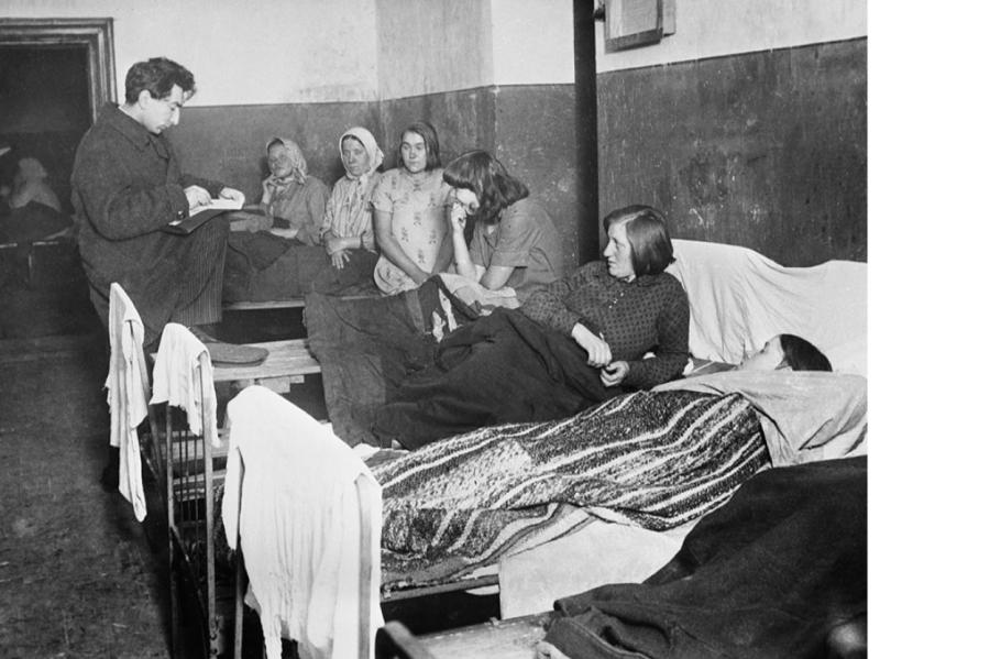 И девушка наша проходит по делу: проститутки Советской России 100 лет назад