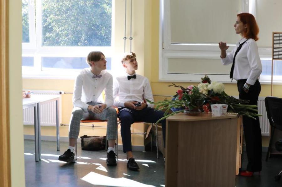 Готовим людей третьего сорта! - Политолог о качестве образования