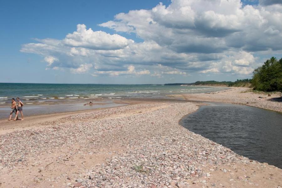 Вода в Юрмале стала немного теплее