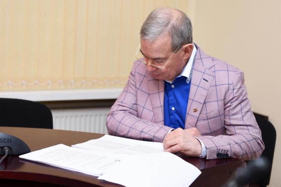 «Это совершенно ненормально!» - Лембергс о тарифах «Садалес тиклс»