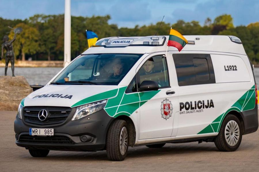 Нелегальные мигранты бегут из Латвии в Литву на авто и там гибнут на дорогах