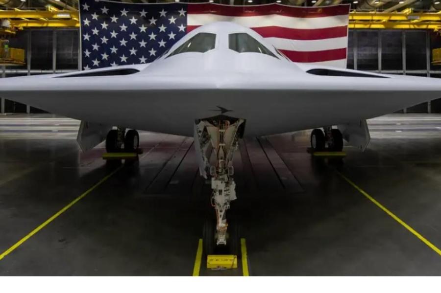 Новый бомбардировщик «невидимка» B-21 успешно взлетел в США (ВИДЕО)