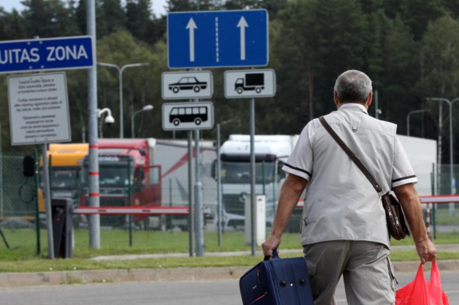 Конец «безвиза» в Беларусь: с Нового года придется заплатить по полной — соцсети