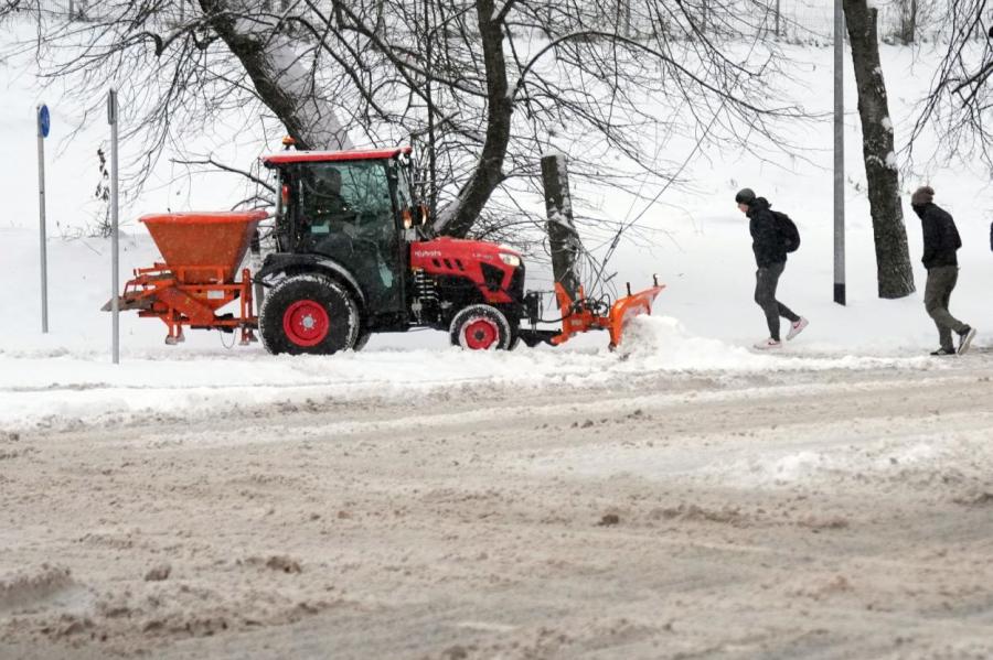 На начало декабря в Латвии выпало до 30 сантиметров снега