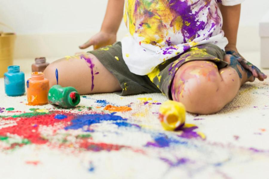 Как отмыть с одежды гуашь?