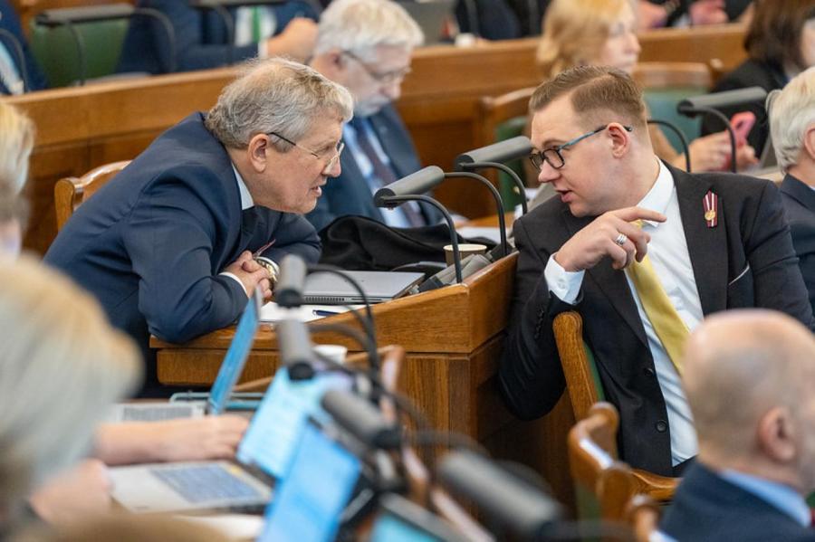 Повестка дня в Сейме: запретить, снова запретить и отменить