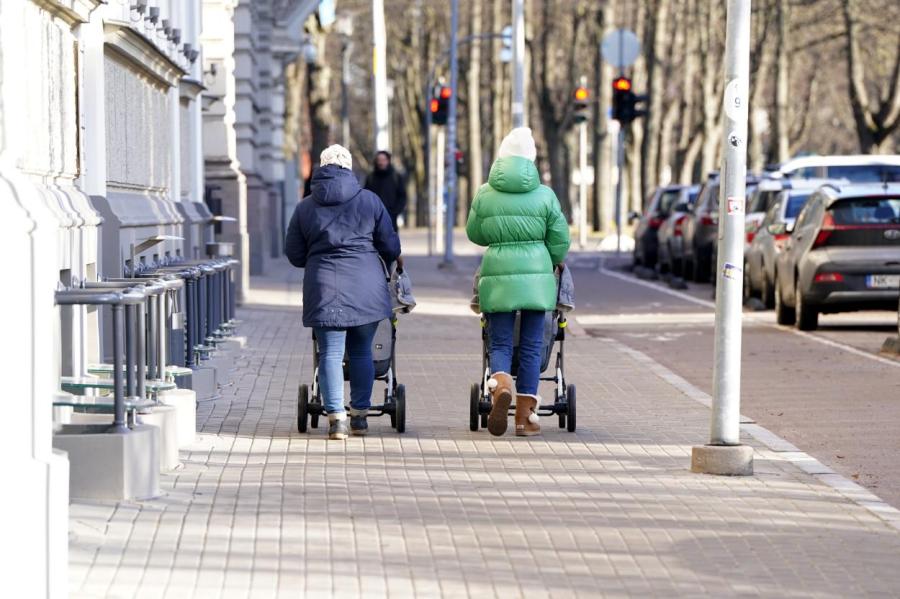 Депутаты срочно занялись рождаемостью. Обещают результаты