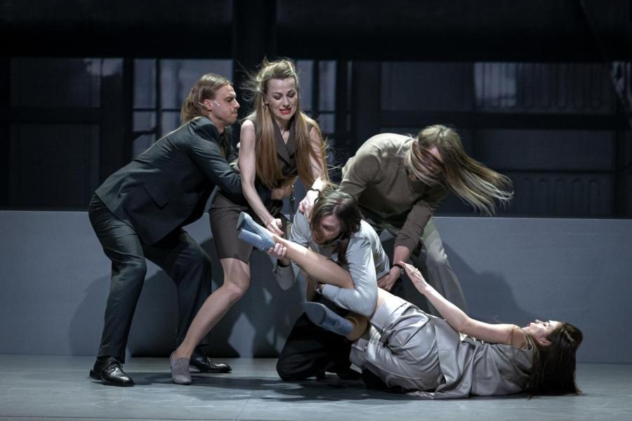 "Соглашение". Фото Мартыньша Вилкарсиса.